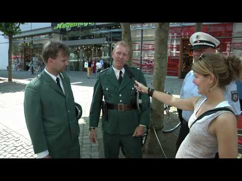 Neue Polizeiuniformen kommen bei Mindener Bürgern gut an