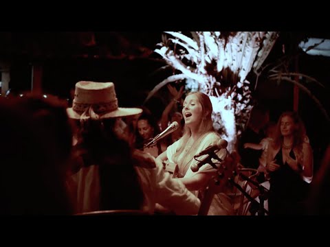 Anna Bariyani & Friends - Vem Mãe Natureza live in Bali