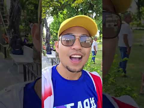 2do día de decoración de la plaza bolivar de turèn portuguesa Venezuela navidades felices