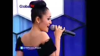 Download lagu Siti Badriah - Berondong Tua (Live 100% Ampuh Plaza Pondok Gede 28 Desember 2012 Global TV) mp3