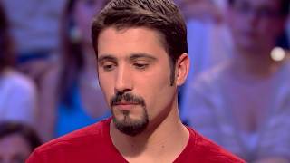 Julien tente de retrouver son frère qui refuse de lui parler depuis des années