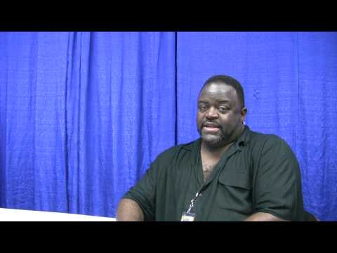 James Ross @ Larry Kimpel (Bassman) - Maze featuring Frankie Beverly - "Musicians That Dawg Others"