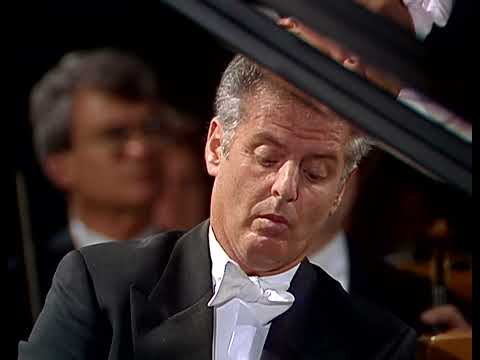 Schumann - Piano Concerto - Barenboim, Celibidache, Munich Philharmonic (1991)