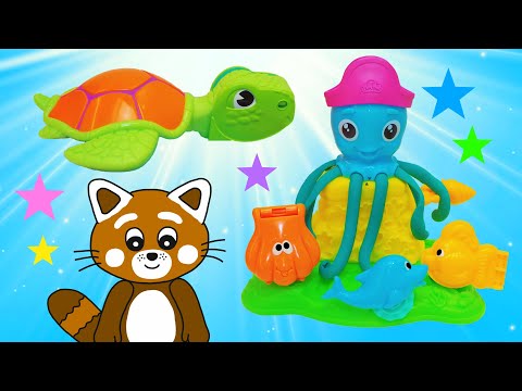 Pukkins leker med roliga sjödjur och Play Doh lera - Lek med oss