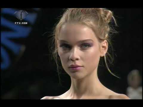 fashiontv I FTV.com -  Valentino - Summer 2009 - Paris Fashion Week
