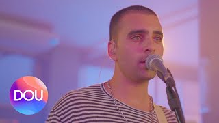 Cem Pilevneli - Kendimi Gecelere Veremem [Petek Pansiyon Live Sessions] (Official Video)
