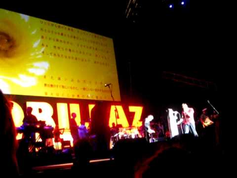 Gorillaz Live 19/12/10 - To Binge (feat. Little Dragon)
