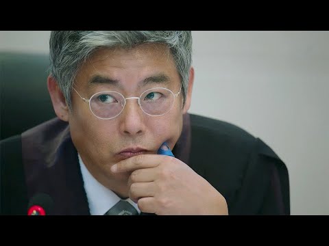 법원 수뇌부가 가장 무서워 한다는 출세를 포기한 판사를 건드리면 생기는 일
