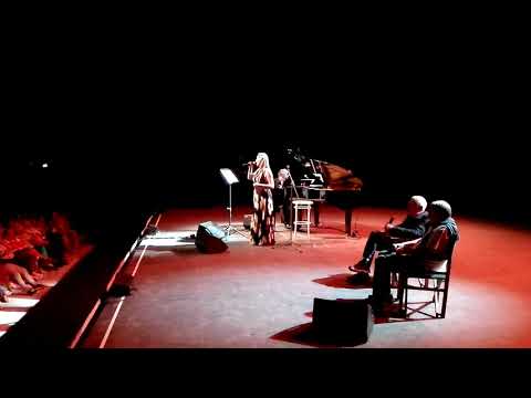 MOGOL RACCONTA MOGOL...momento Battisti con Pensieri e Parole,I Giardini di Marzo ed Anche per Te...