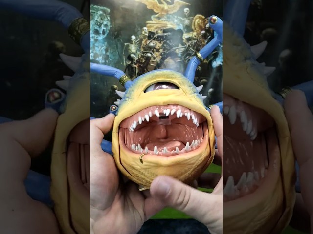 Vídeo relacionado con DUNGEONS & DRAGONS Golden Archive Xanathar - Figura coleccionable compatible con figuras de acción D&D a escala de 6 pulgadas