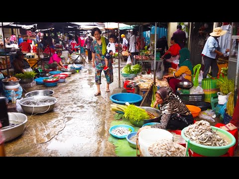 Art Of Living At Takhmao Market - Cambodian Wet Market Food Scenes