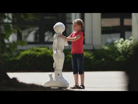 Der traurige Roboter und das mutige Mädchen | LUKE! Die Greatnightshow