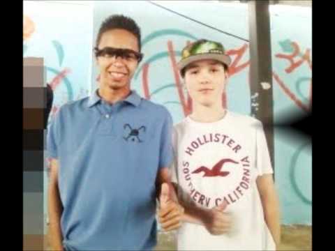 MC JR BOLADO PART MC MENOR DA PG PIKADILHA DE BANDIDO DJ NINO '  2012 LESTE FUNK PROOD