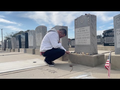 Curly's Grandson visits Curly and Shemp Howard's graves - THREE STOOGES