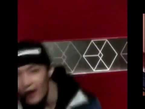 Lay ZHANG YIXING Amazing dance moments