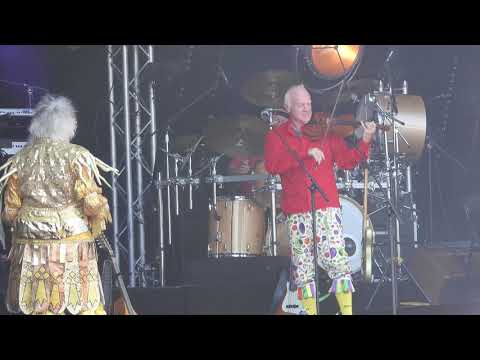 Louis Capart et Tri-Yann      Marie Jeanne Gabrielle   4K