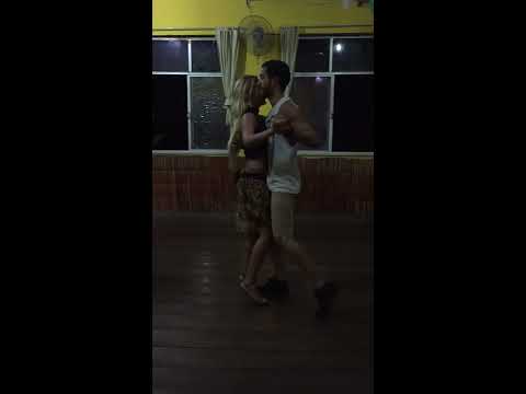 Pia Ovalle e Mardio Costa - Dancando Forro