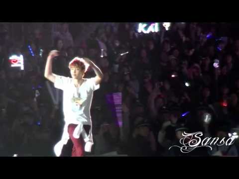 131019 SMTOWN in Beijing - EXO Lay ending stage