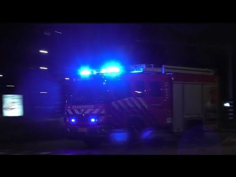 Brandweer Uithoorn Tankautospuit 13 5332 met spoed naar een Deur Openen in Amsterdam Noord