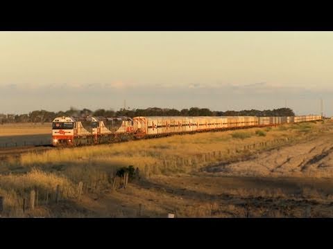 Long SCT Freight Train from Melbourne to Perth - PoathTV Trains & Australian Railroads