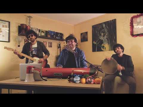 Roberto Colella - Senza giacca e cravatta (Nino D'Angelo)