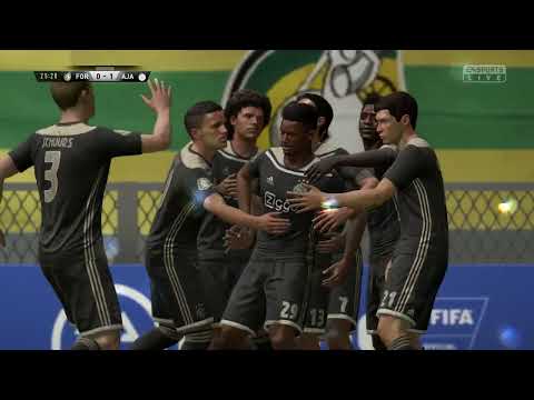 Scoring a goal from an impossible angle in FIFA