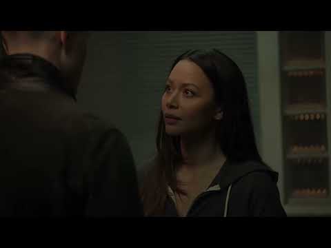"Lock the door first." | Tim and Lucy meet up – The Rookie 5x21 | Chenford Clip 12/16