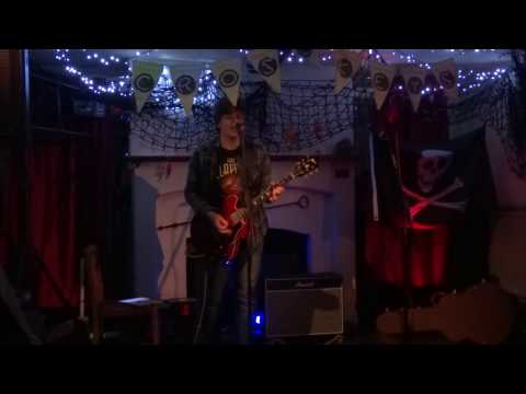 Anthony Craig "Don't She Look Good" live @ Cross Keys Gloucester UK