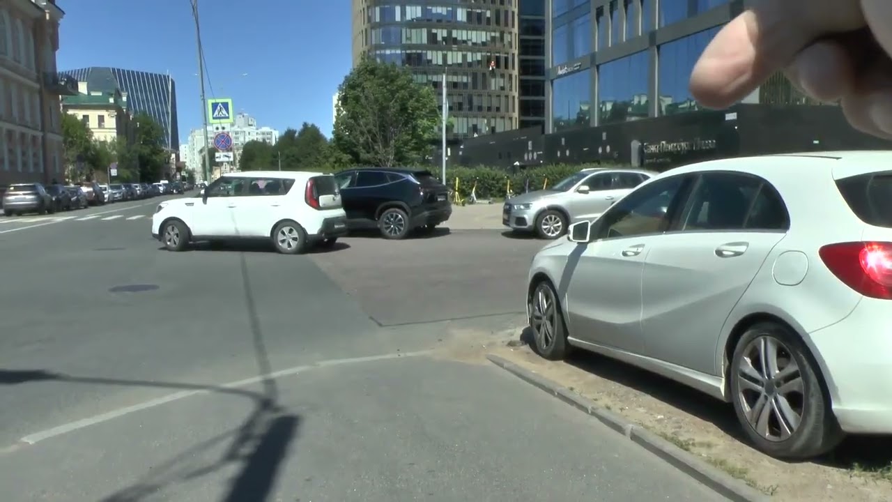 ПОДОЗРЕНИЕ НА СГОВОР, В КОТОРОМ УЧАСТВУЮТ ВСЕ ОТВЕТСТВЕННЫЕ, ВУЛЮЧАЯ СТРАНН?