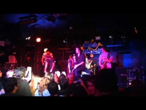 Dawn Defeo-A Lack of Love live @Chain Reaction