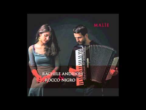 Bella ci dormi - Rachele Andrioli e Rocco Nigro (Malìe - Dodicilune / IRD)