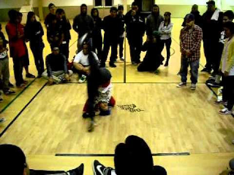 Fidget Freedom vs WondaWoman - Take The Floor 2011