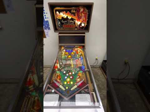 Fully working Eight Ball Deluxe pinball machine - limited edition