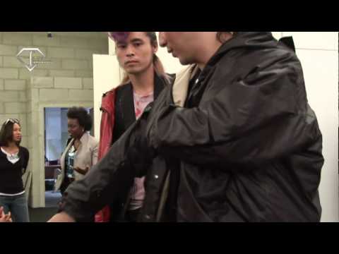 fashiontv | FTV.com - JOHN AG - PRESENTATION MEN S/S 2010