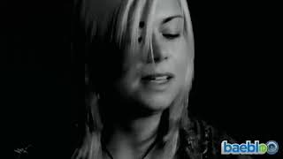 Anna Ternheim - My Heart Still Beats For You (Live The Guest Apartment 2009)