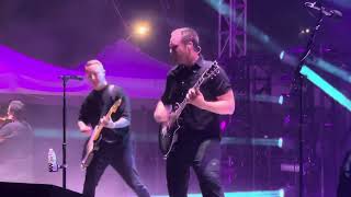 Yellowcard - Miles Apart (Live in Council Bluffs)