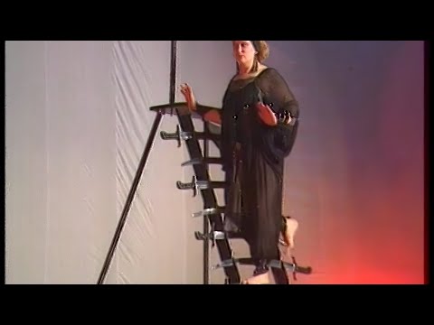 Светлана Тим. Моноспектакль женщины-факира в Москве 27.07.1988