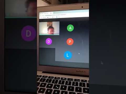 PROFESSORE BESTEMMIA IN VIDEOLEZIONE PERCHÈ NON VA IL MICROFONO
