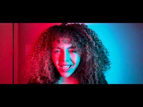 Lulu Castillo- Maldigo El Amor ( Video Oficial)