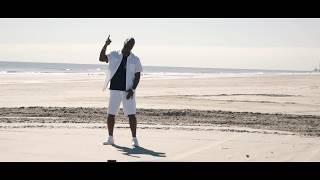 EpicMic - Can&#39;t Bring Me Down [Official Video]