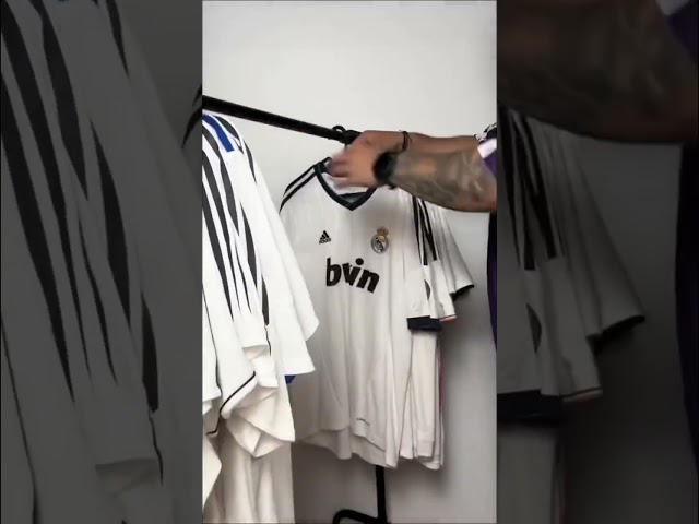 Vídeo relacionado con Banderín Real Real - Colección oficial Real Madrid - 13 x 10 cm