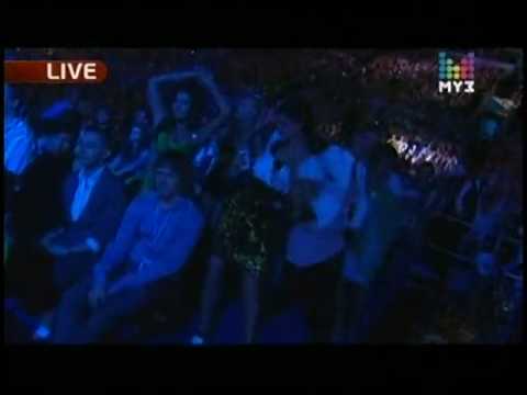 Dan Balan   Дан Балан  Chica Bomb ,  Премия Муз ТВ 2010 u0027