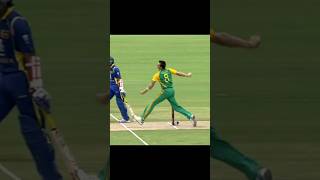 Download lagu Dale Steyn Bowling Action Analysis - A Complete Fast Bowler mp3