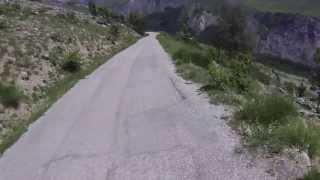 preview picture of video 'Down from Col de Sarenne'