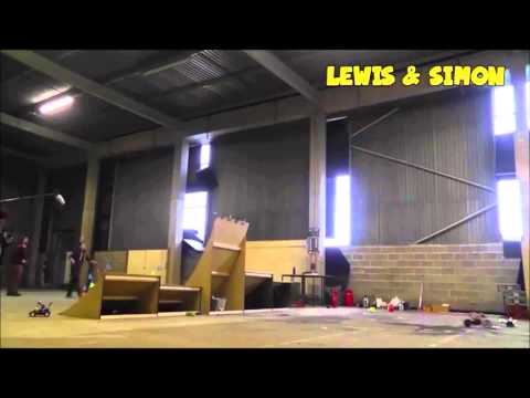 Yogscast lewis and simon best bits