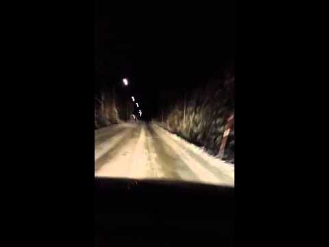 Töllsjövägen, tidig morgon.