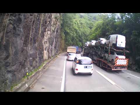 As Belezas da Serra De Petrópolis RJ BR 040