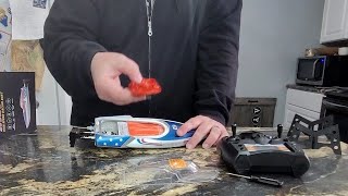 🔥 Installing batteries in the remote control boat [rc boat]