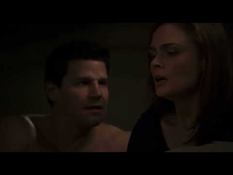 Bones 9x12 - Brennan wakes up from having a nightmare about Pelant