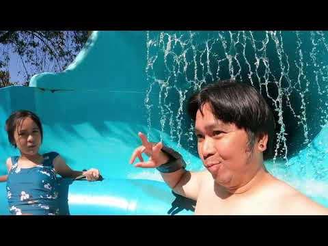 Raging Waters Los Angeles